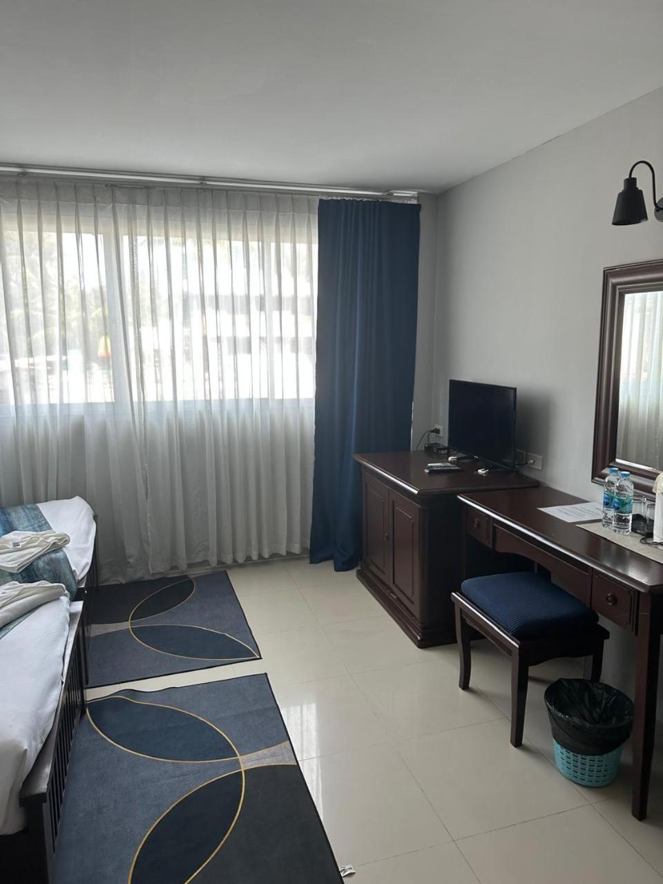 Sparta Patong Ban Nong Chaeng  Exterior photo